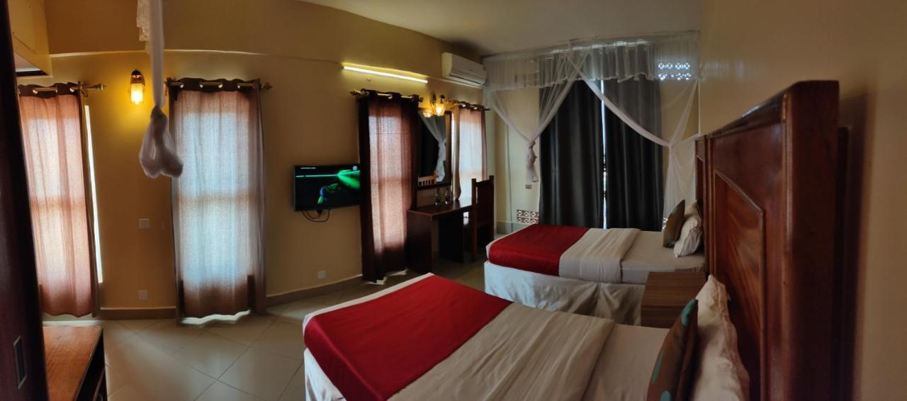 Pulickal Airport Hotel Entebbe Exterior foto