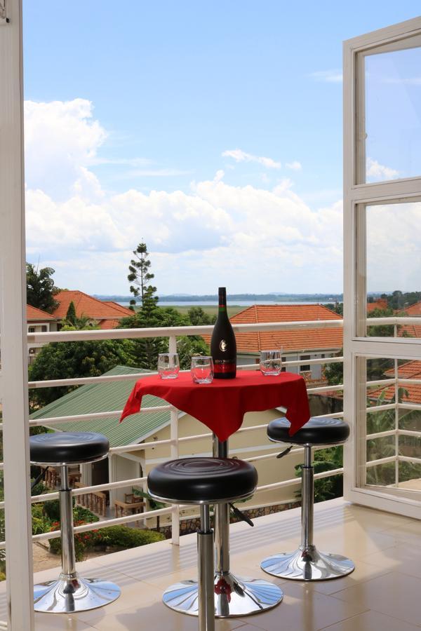 Pulickal Airport Hotel Entebbe Exterior foto